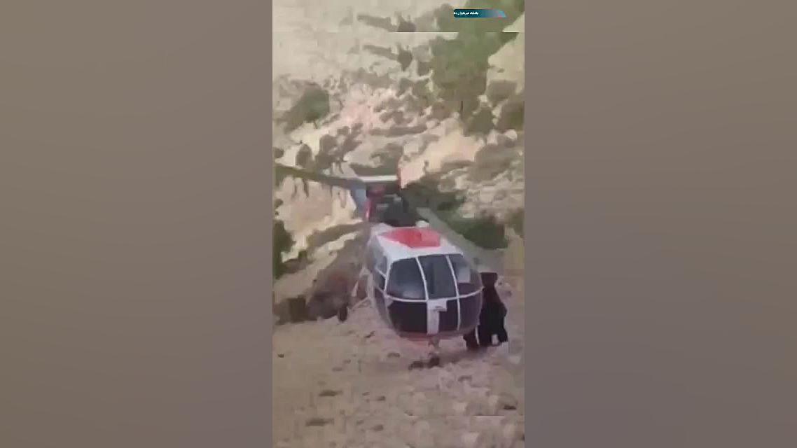 مهارت خلبان هلی‌کوپتر اورژانس هوایی برای انتقال بیمار اصلاح فرم صورت