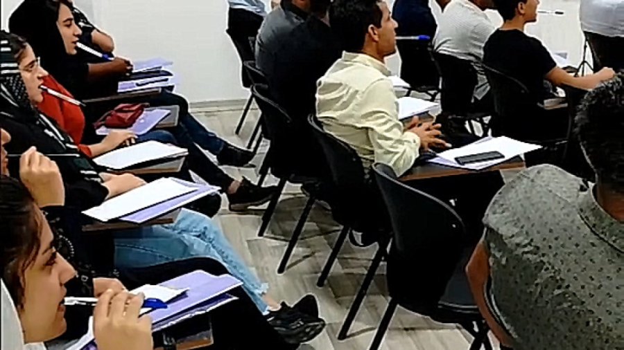 دومین جلسه از بیست هشتمین دوره سخنرانی و فن بیان بندرعباس