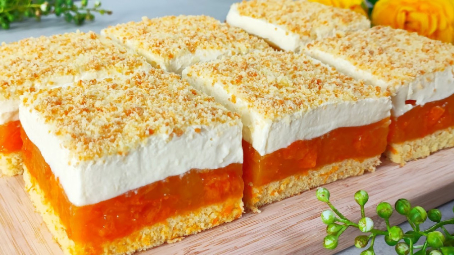 دستور پخت کیک میوه ای با خامه خوشمزه :: کیک و شیرینی های لذیذ