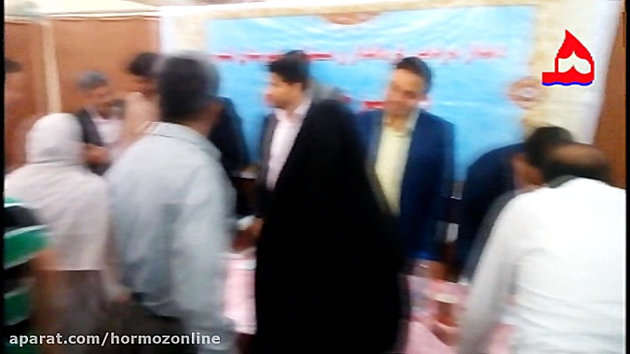 پوستر کوچک