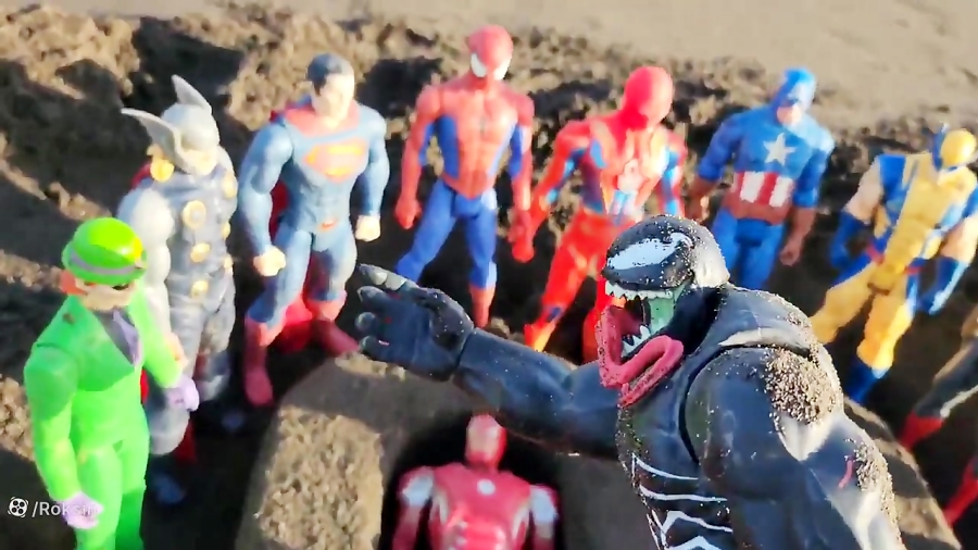 هالک در مقابل اسپایدر من :: فی...