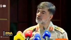 لحظات نفس گیر حمله دو موتورسوار با چاقو به مامور راهور لحظات نفس گیر حمله دو موتورسوار با چاقو به مامور راهور
