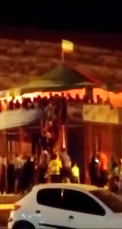 آتش سوزی هولناک در دیوار مرگ شهربازی پارک کوهسار جهرم فیلم آتش سوزی هولناک در دیوار مرگ شهربازی پارک کوهسار جهرم فیلم