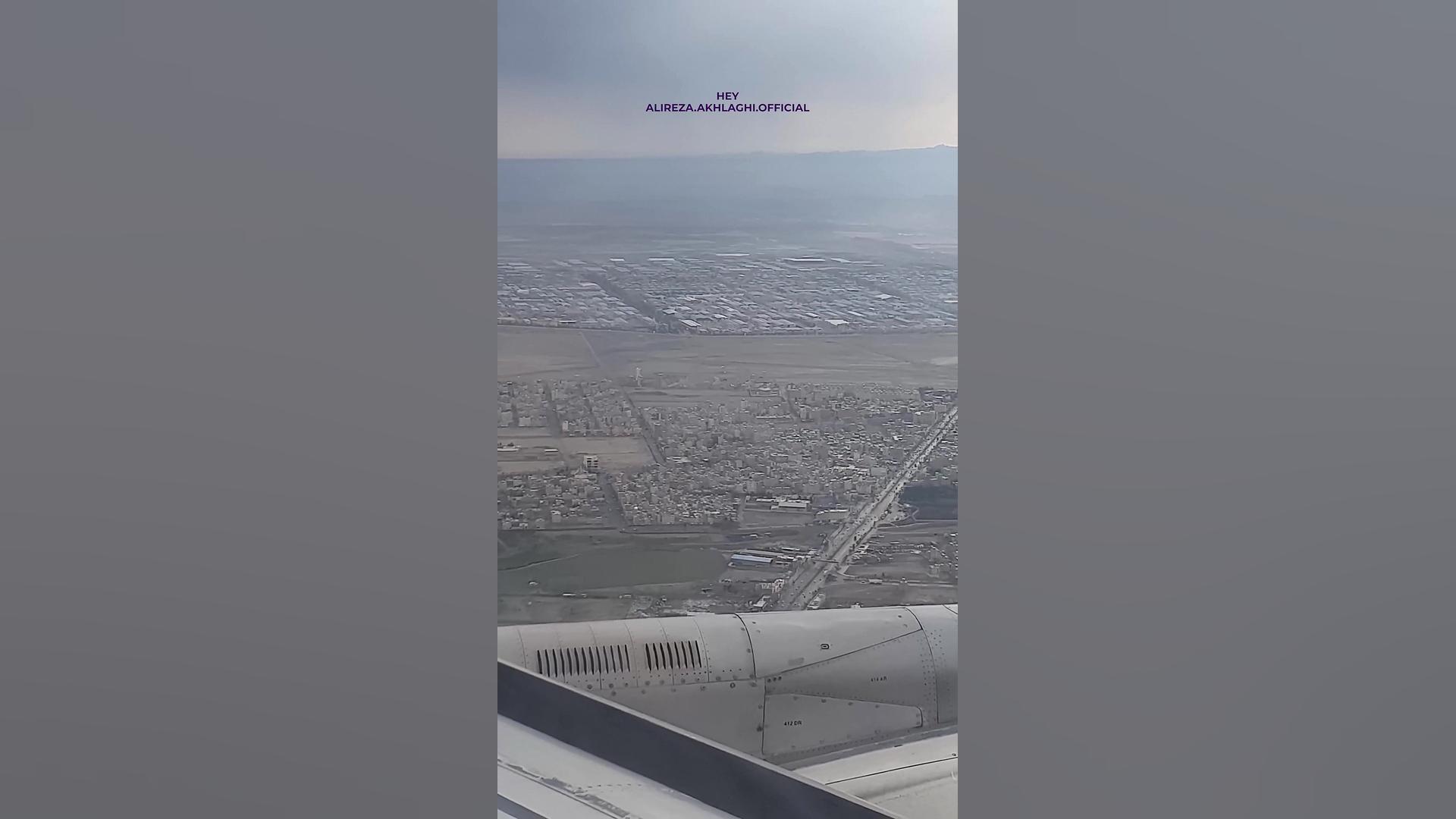 پوستر کوچک