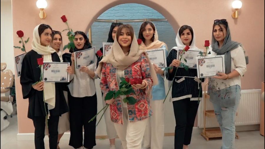 دریافت مدرک ناخن زاها نیل بار