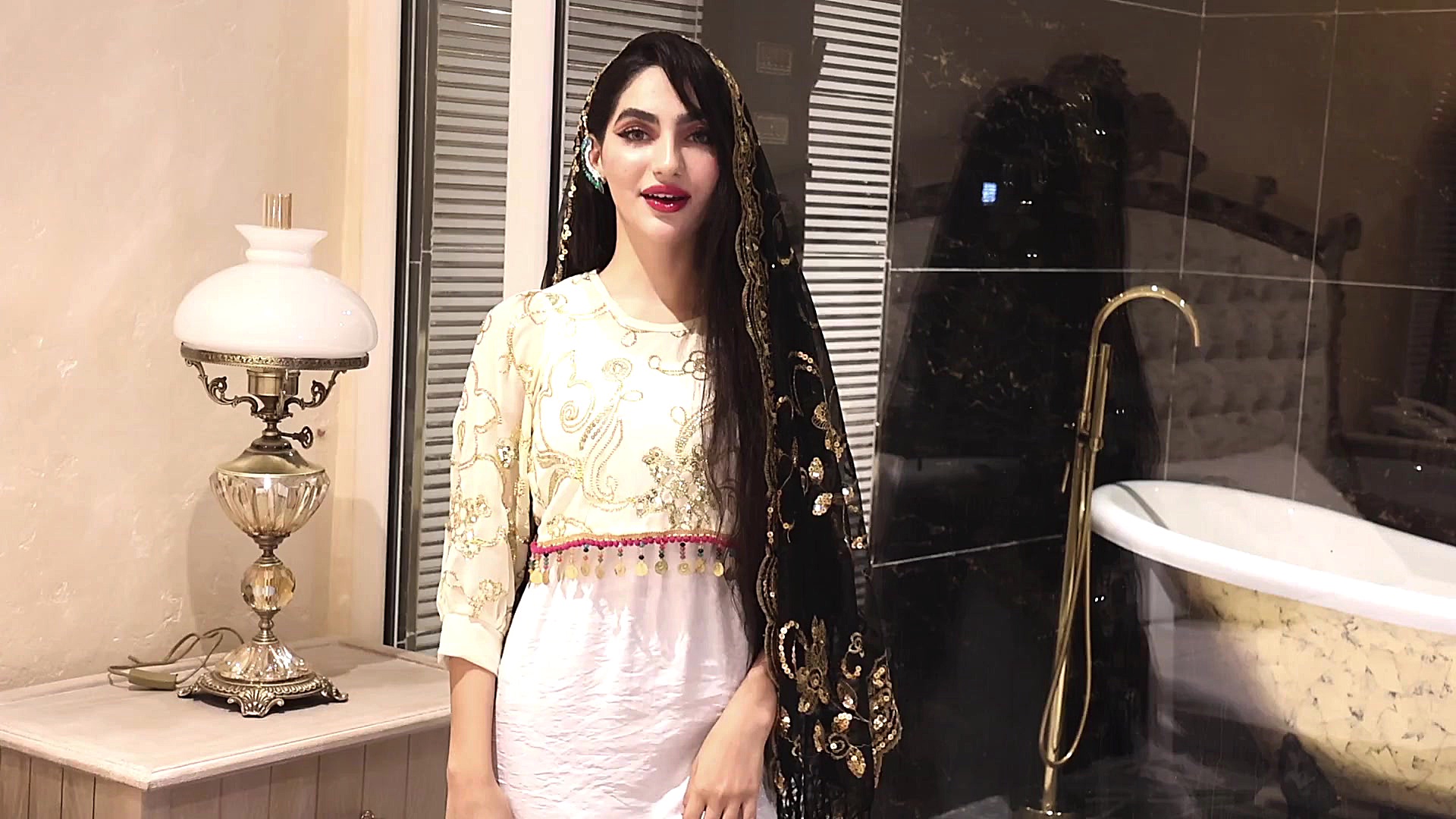 پوستر کوچک