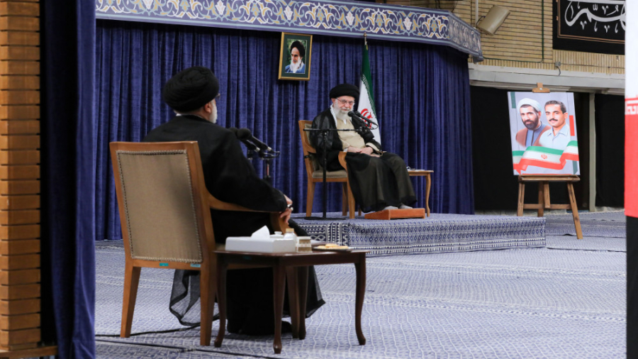 ارائه گزارش حجت الاسلام والمسلمین رئیسی، رئیس جمهوری اسلامی ایران