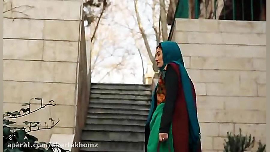 مرگ آریا در قسمت 12 آسپرین پلاستیک لثه