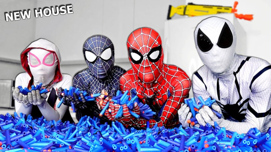 مرد عنکبوتی  مرد عنکبوتی در دن...