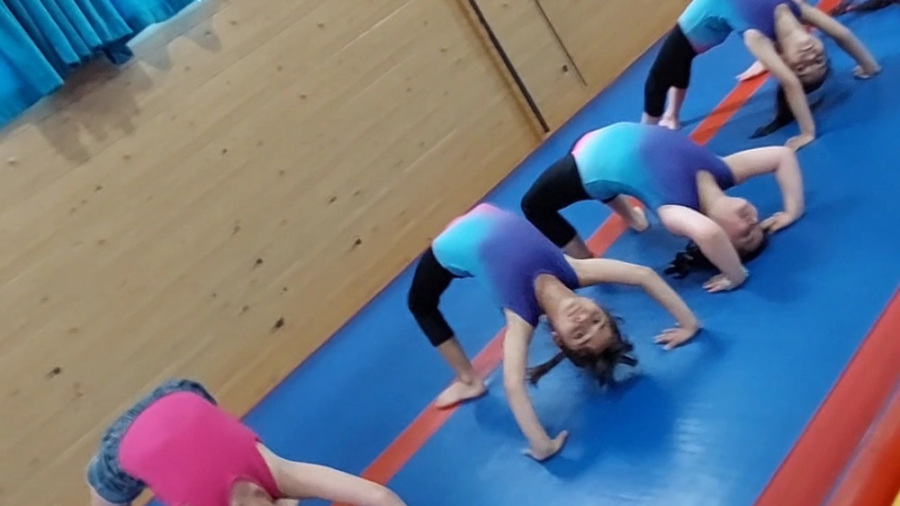 آکادمی ژیمناستیک رها_منطقه یک_باشگاه ژیمناستیک_اموزش ژیمناستیک بانوان_ کودکان