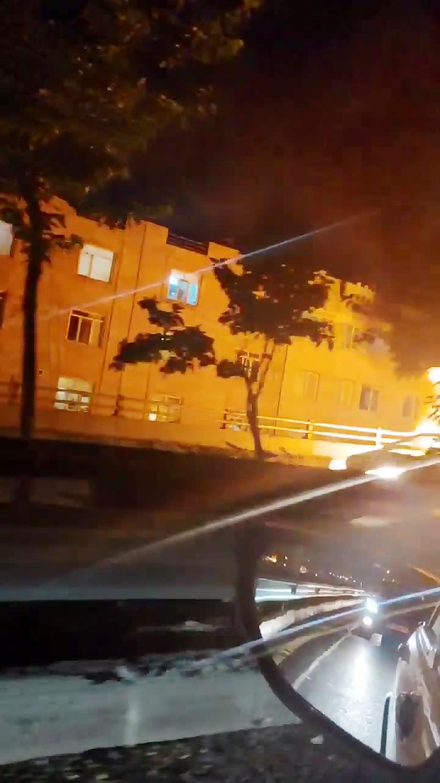 آتش گرفتن هولناک خودرو در بزرگراه یادگار امام(ره)