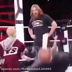 حرکت زیبا از قهرمان کشتی کج (...