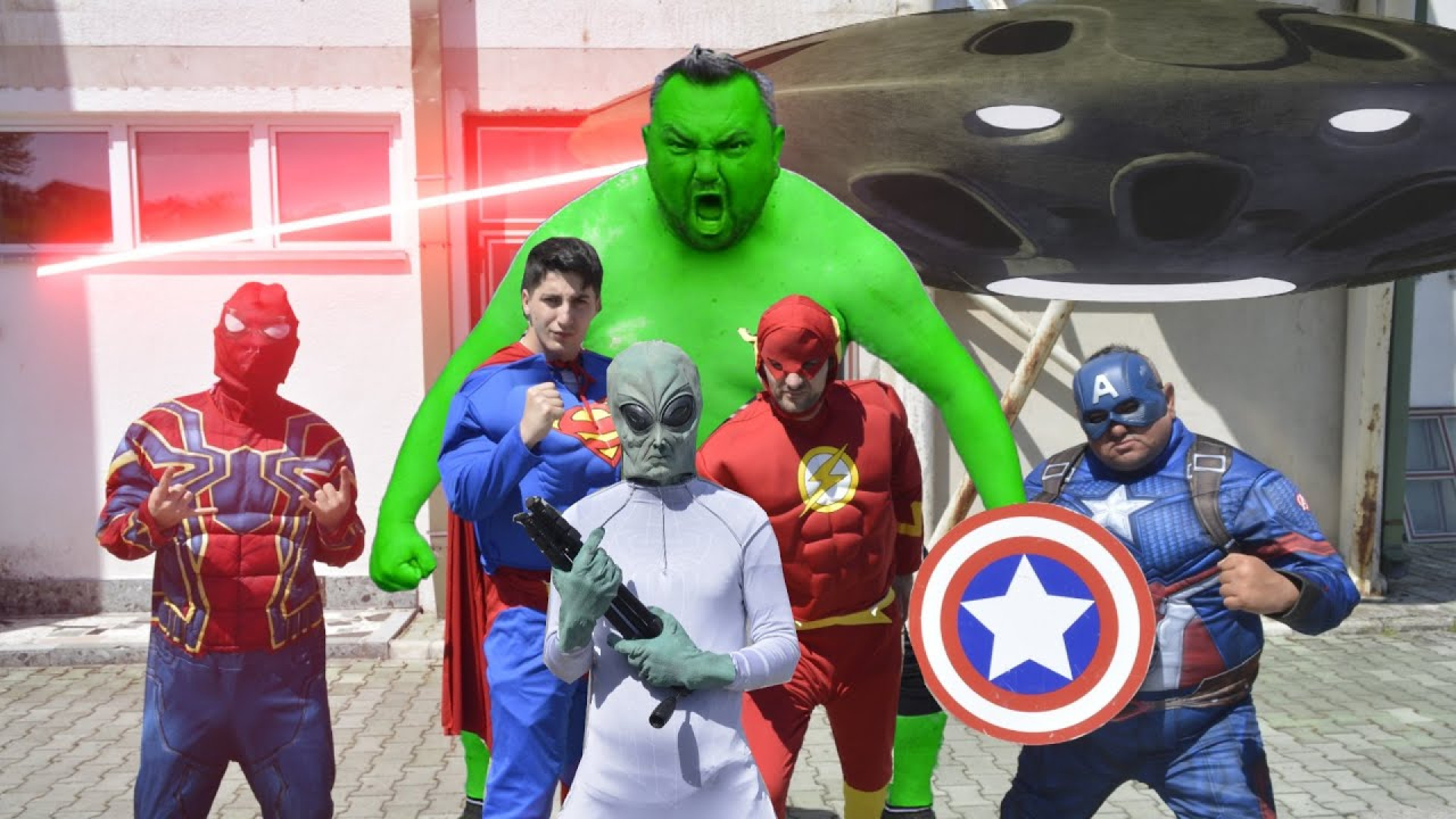 ابرقهرمانان در دنیای واقعی  ها...