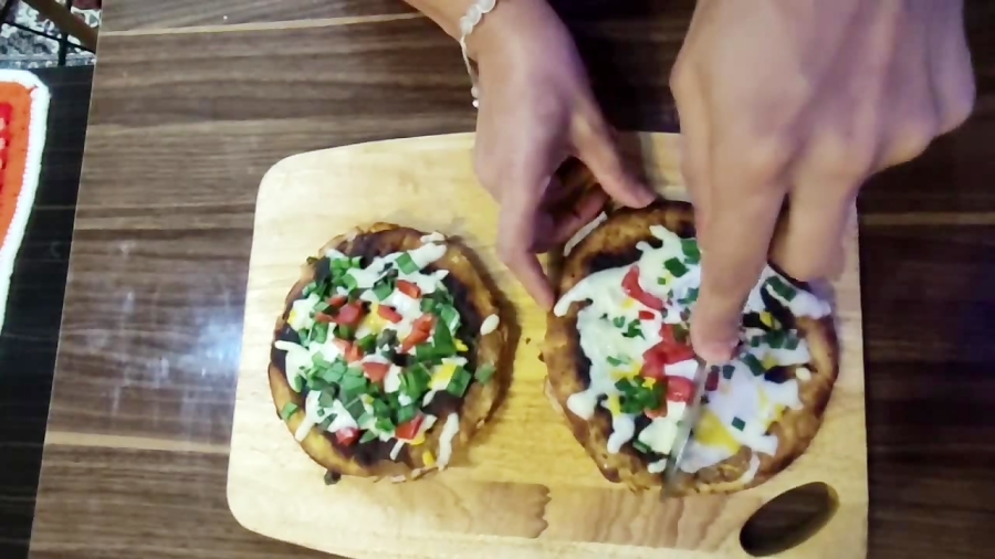 من امروز اومدم با یه پیتزا فوری یا پیتزا دانشجویی