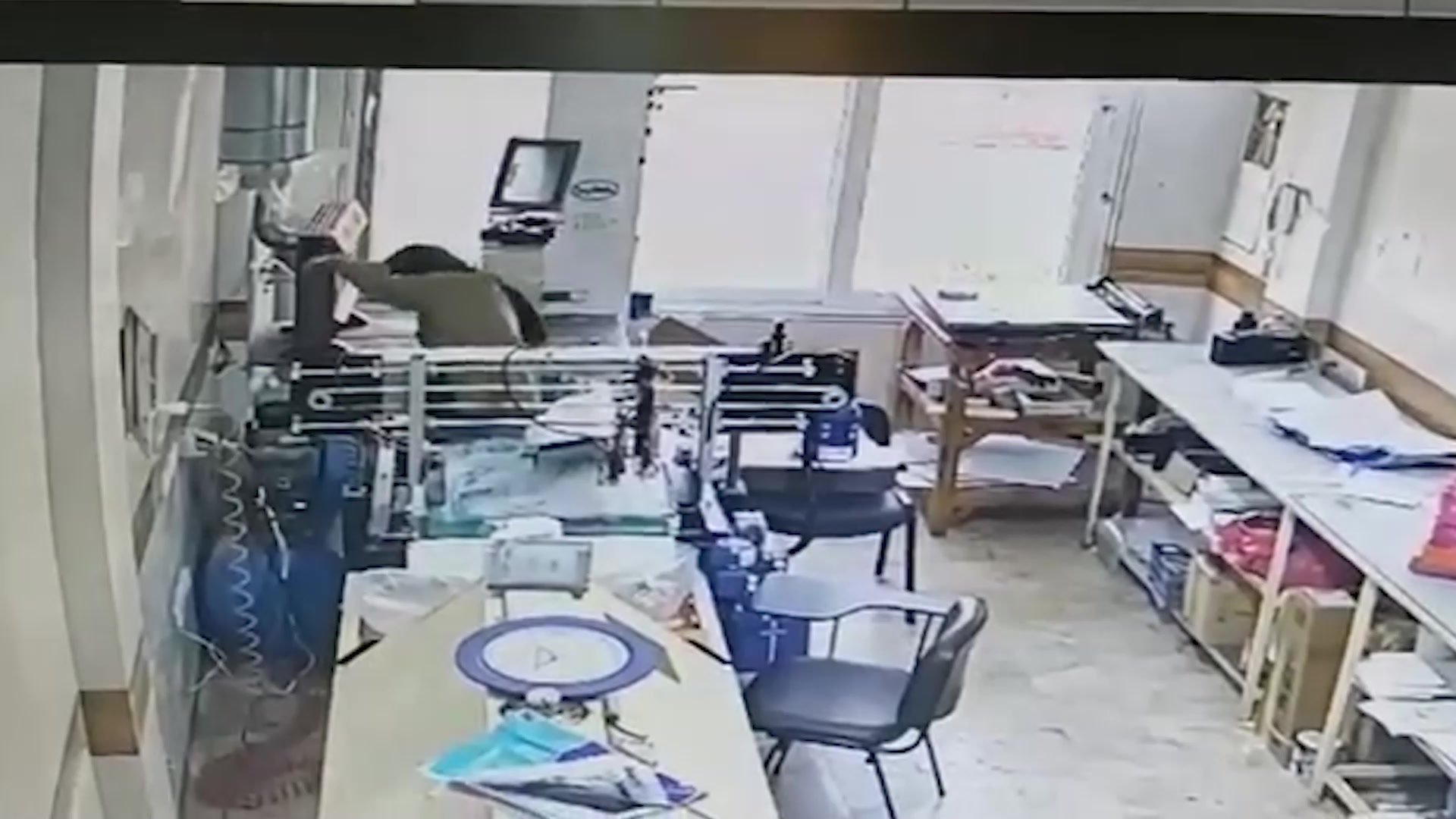 گیر کردن مو خانم در کمپرسور هوا... حادثه واقعی...