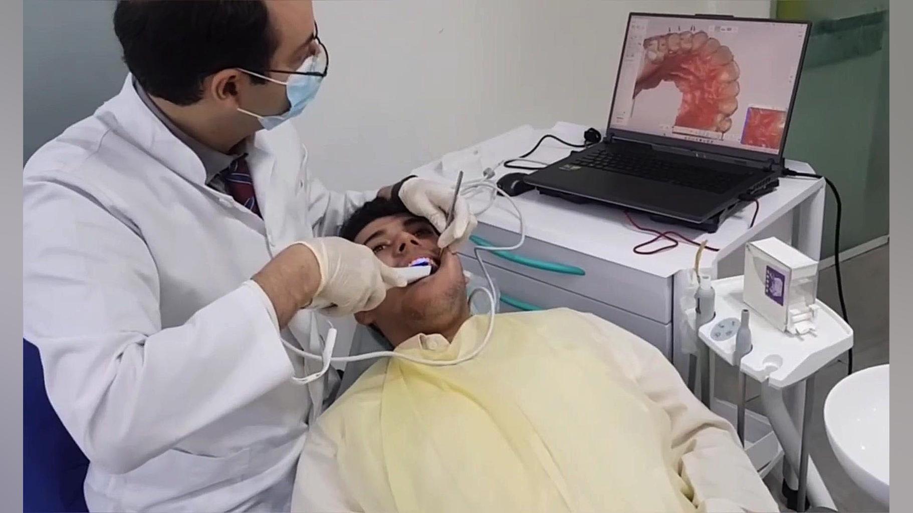 اسکنر داخل دهانی دكتر مهدي فهيمي هنزائي