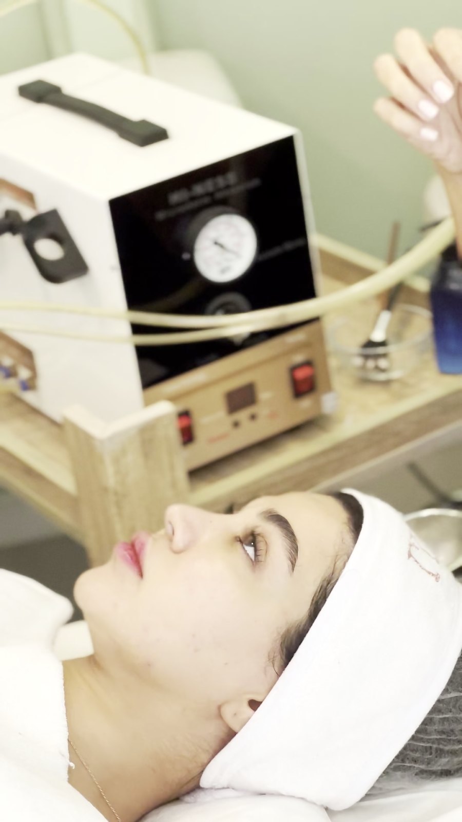 اموزش پاکسازی پوست | میکرودرم ابریژن 09123887589