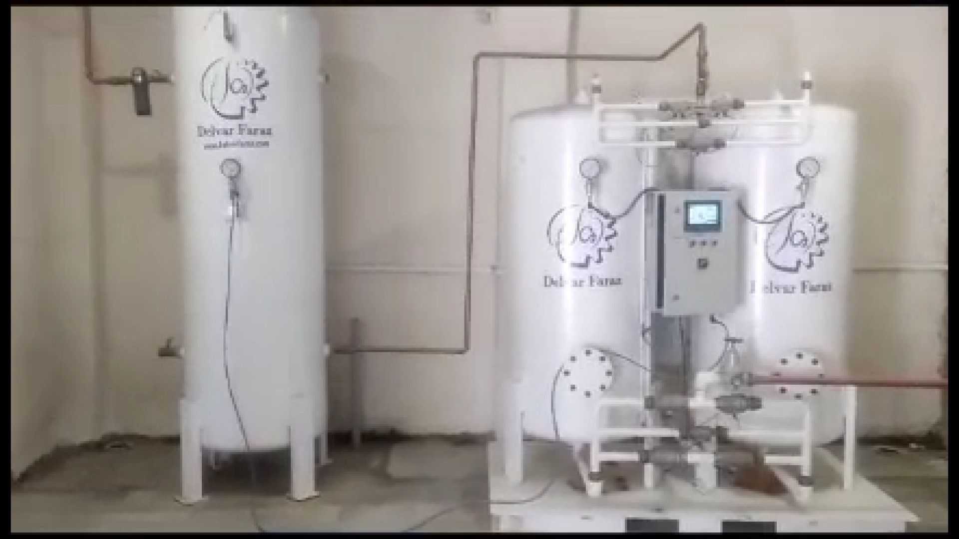 نصب دستگاه اکسیژن ساز بیمارستان میناب کریس ایوانز
