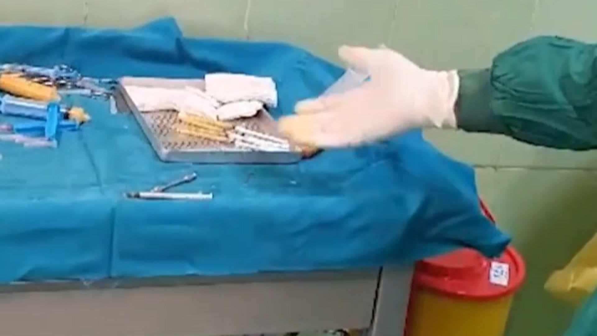 تزریق چربی به دست دکتر ایمان روغنی جراح و متخصص پوست و مو