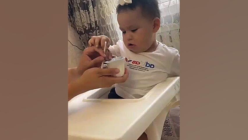 دارو دادن به بچه، فیلم خنده دار، طنز لیپوماتیک