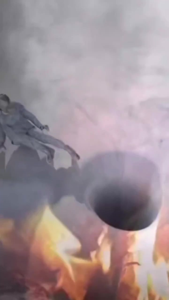 من برم هیچکه تنها نمی شه