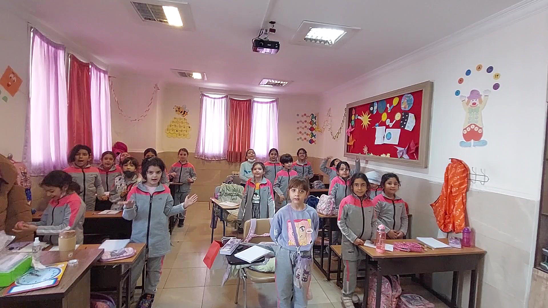 کلاس دوم .سوسن ۱ : آموزگار: آزاده امیدی 