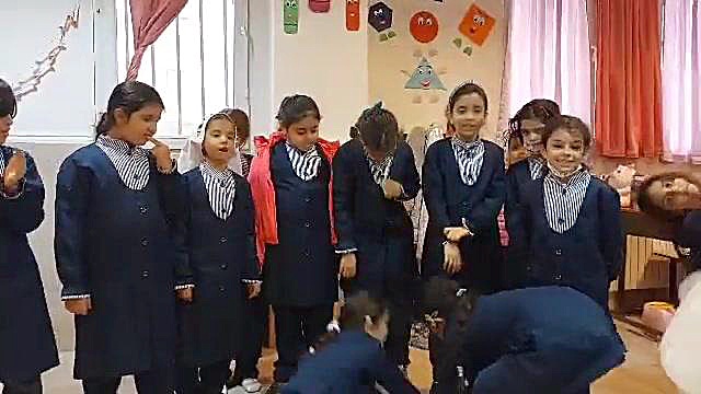 کلاس دوم .سوسن ۱ : آموزگار: آزاده امیدی 