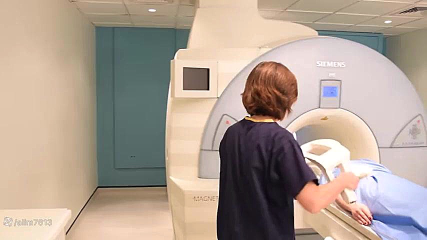 بهترین آموزش تکنیکال و عملی ام ار ای مغز Brain MRI لایو