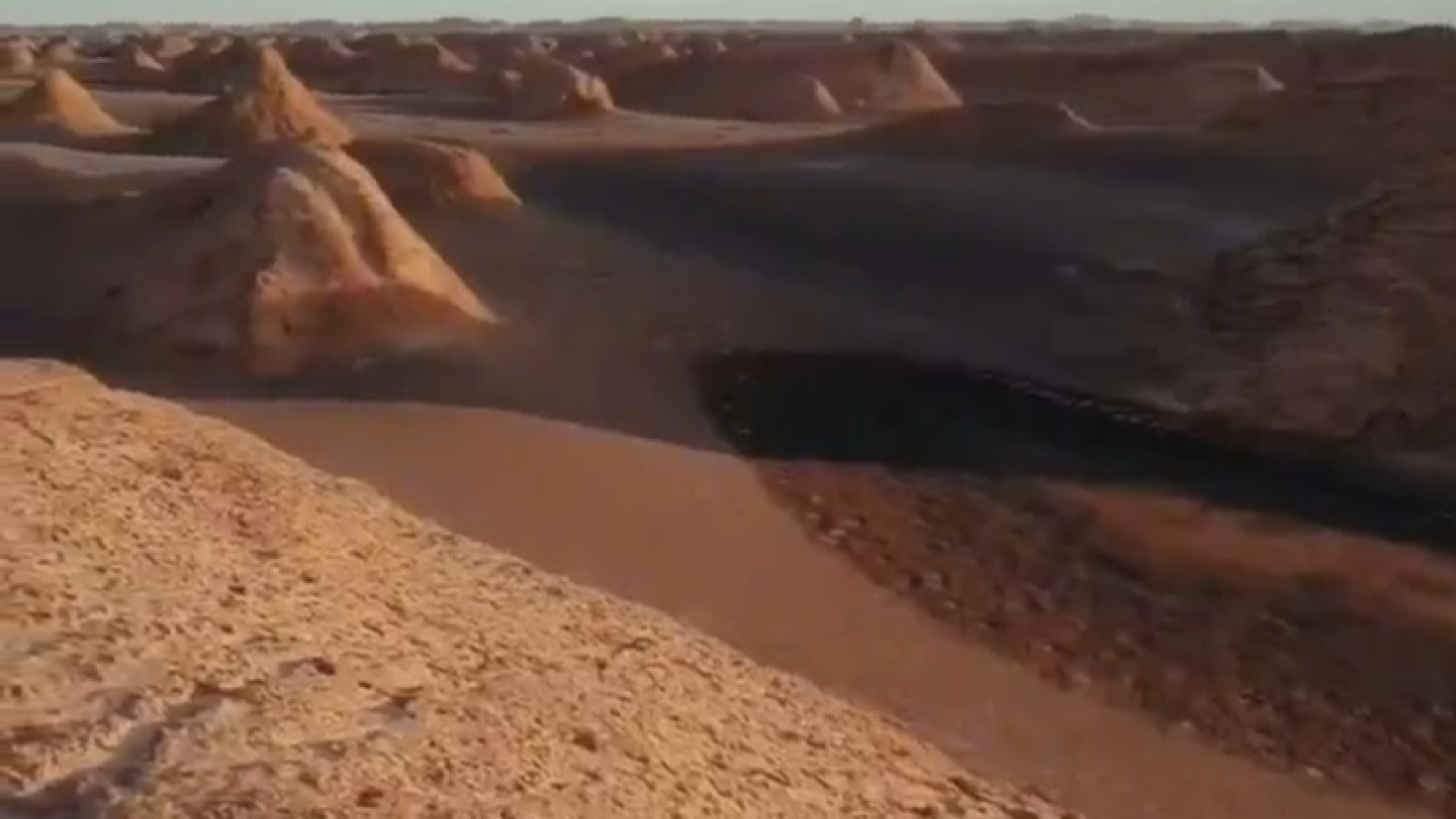 پوستر بزرگ
