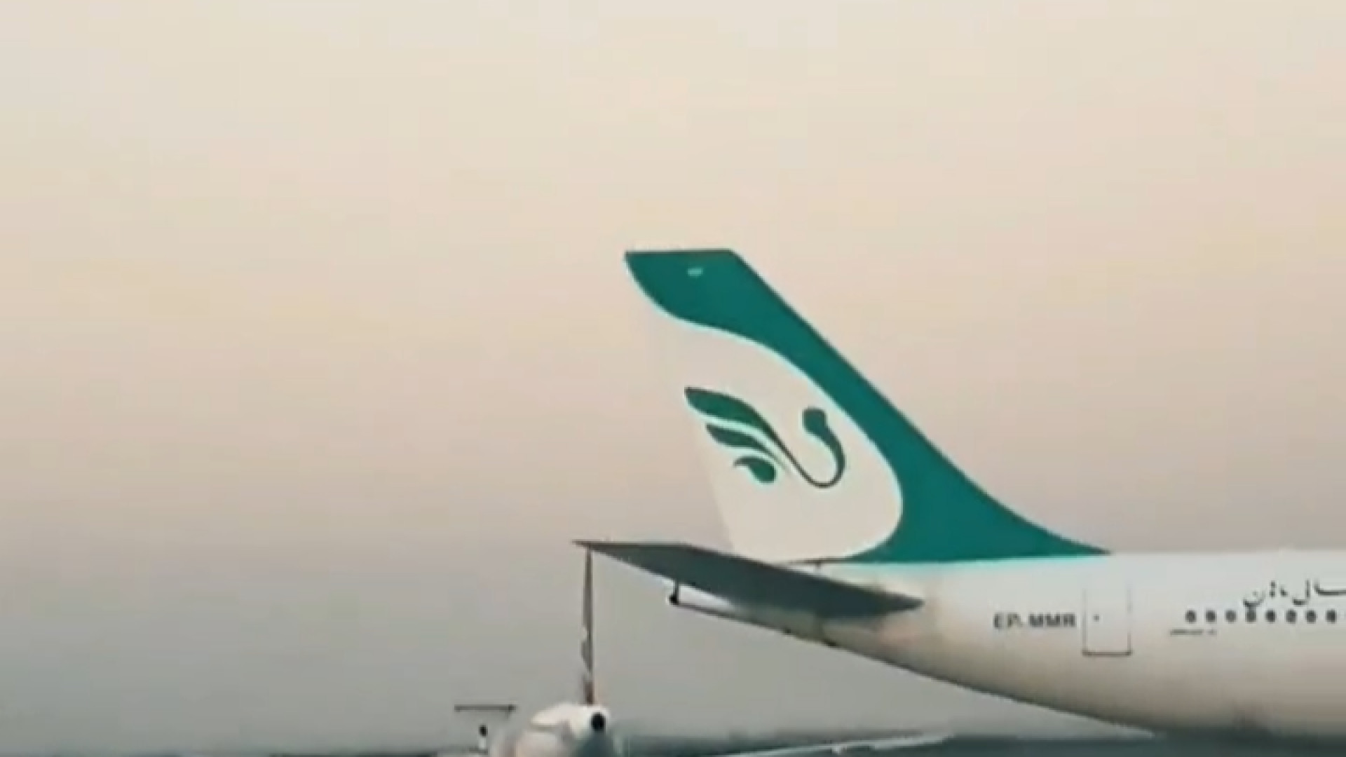 پوستر کوچک