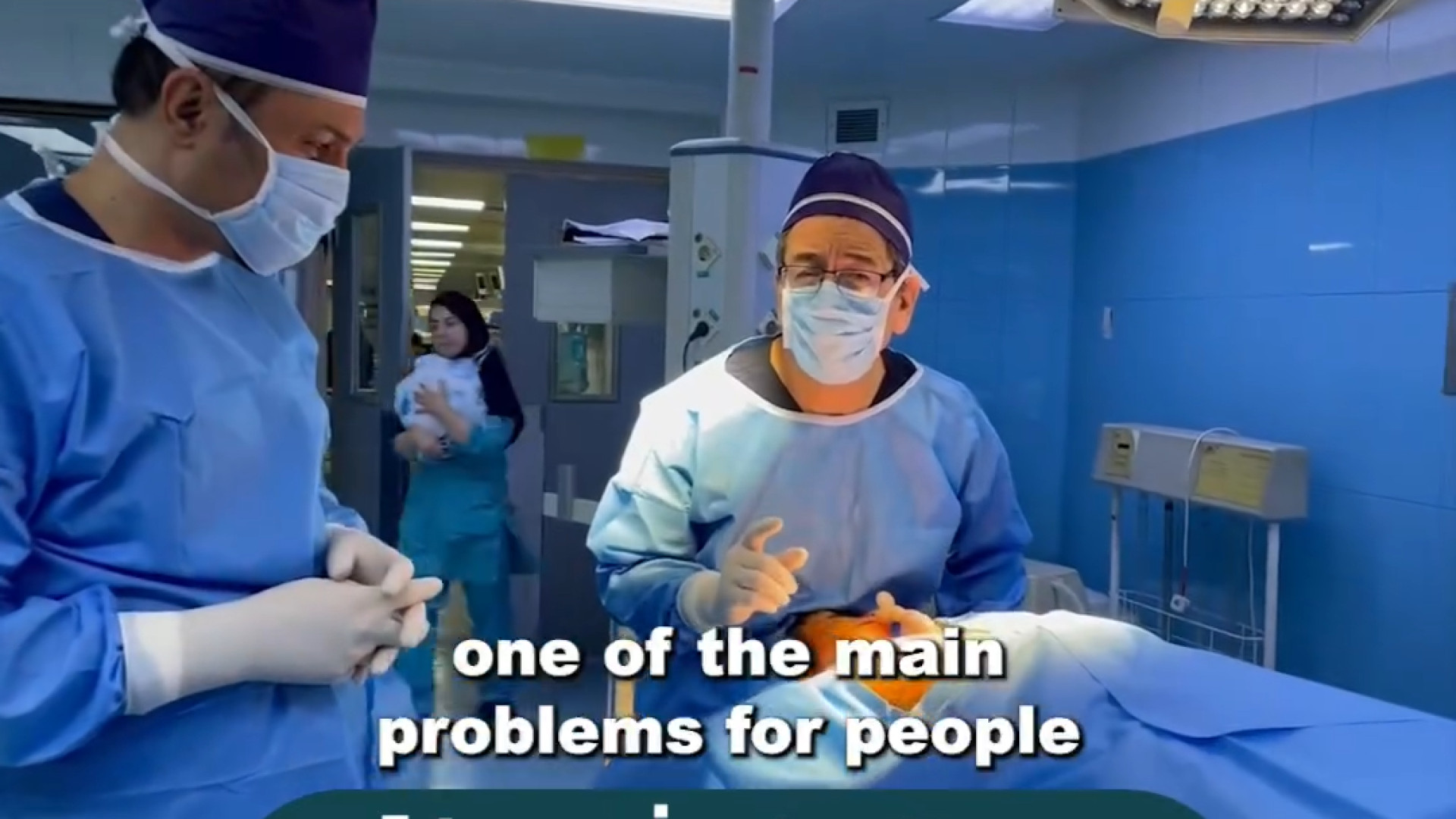 فیلم عمل بازسازی فک دکتر حمید رضا فتحی فوق تخصص جراحی پلاستیک