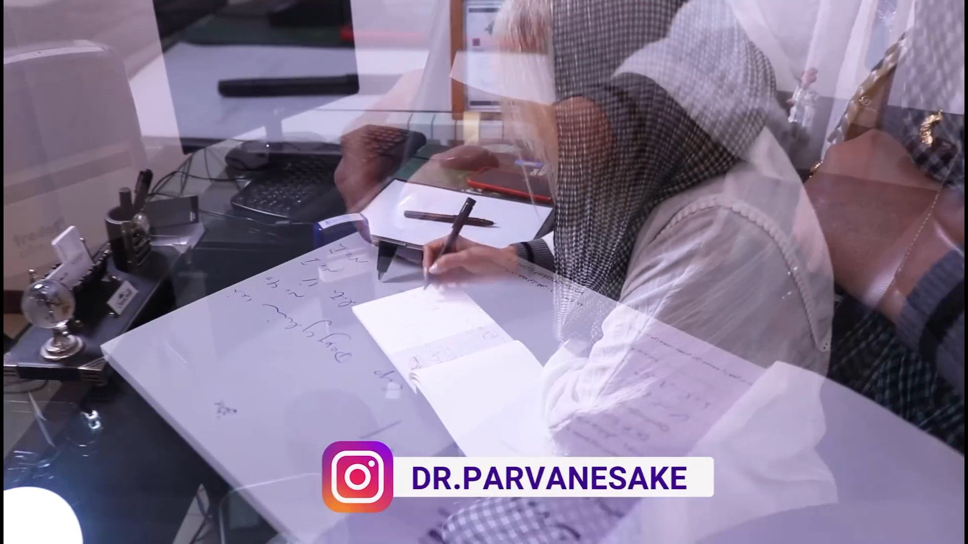 دکتر پروانه ساکت متخصص پوست و مو دکتر پروانه ساکت - متخصص پوست و مو، زیبایی