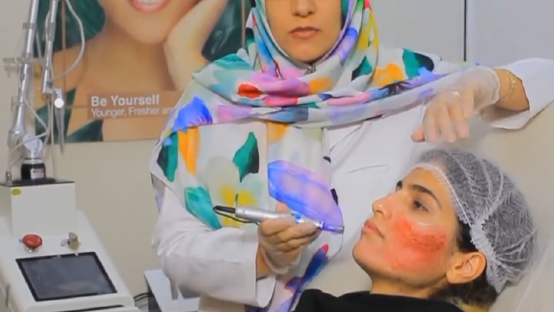 مزونیدلینگ روشی برای جوانسازی پوست صورت دکتر حمیده آقایی