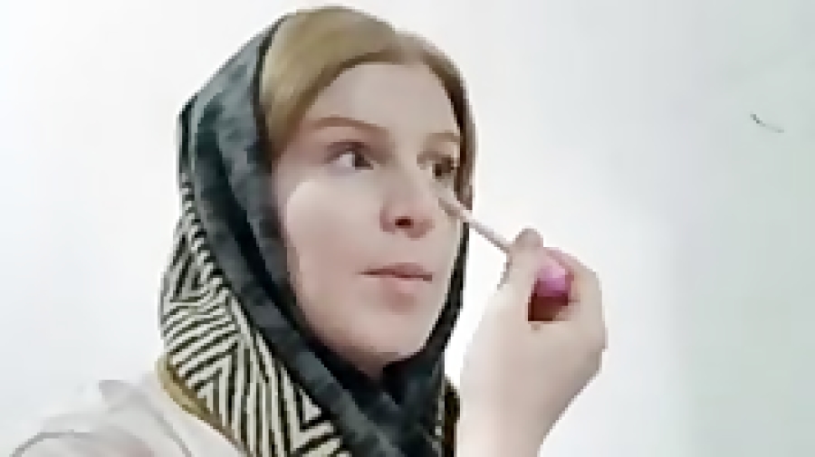 جواب دادن به سوالات جنجالی شما / میکاپ توت فرنگی با فافاومری و فافادیلی