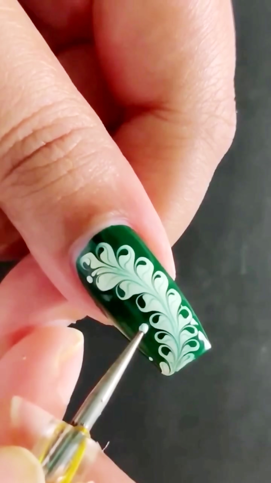 آموزش بهترین ترفندهای طراحی ناخن :: دیزاین خاص ناخن