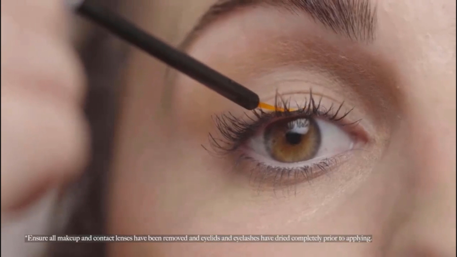 طرز استفاده سرم تقویت مژه تراست