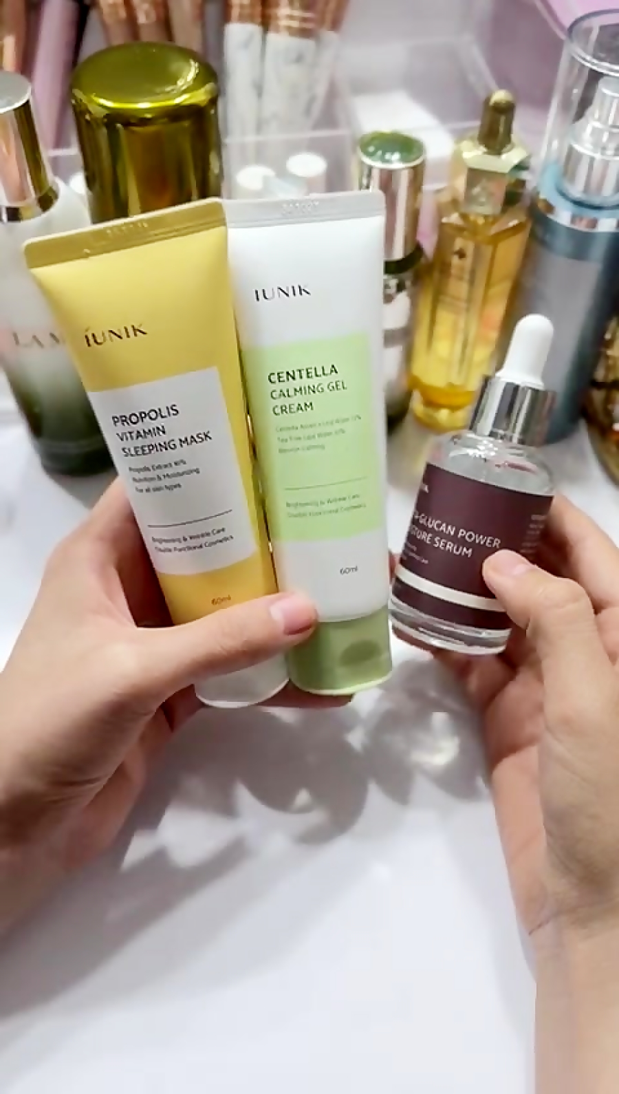 تست بافت ماسک صورت خواب ویتامینه آیونیک