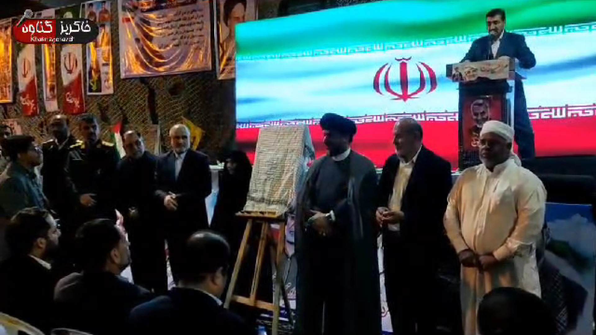 رونمایی از کتاب جامانده در سهیل زمان94ثانیه