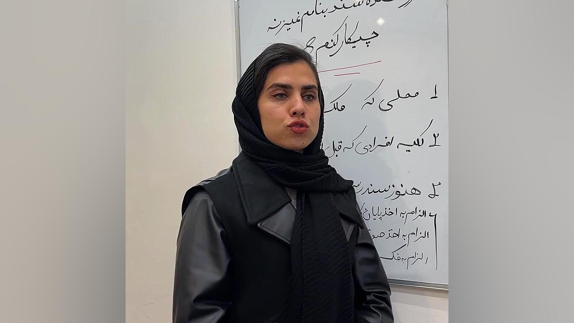 نکات حقوقی الزام به تنظیم سند ملک وکیل پایه یک دادگستری فاطمه قربانی