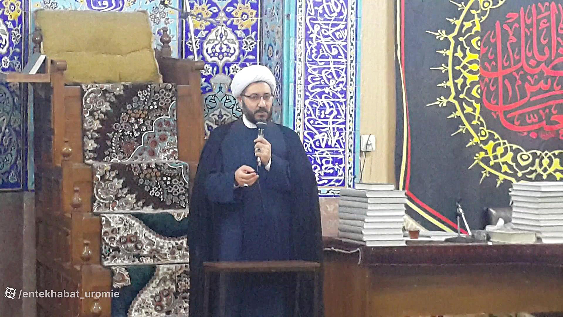 حضور در مسجد منتظر در منطقه آپادانای ارومیه حجت الاسلام دکتر محمد حسین زاده