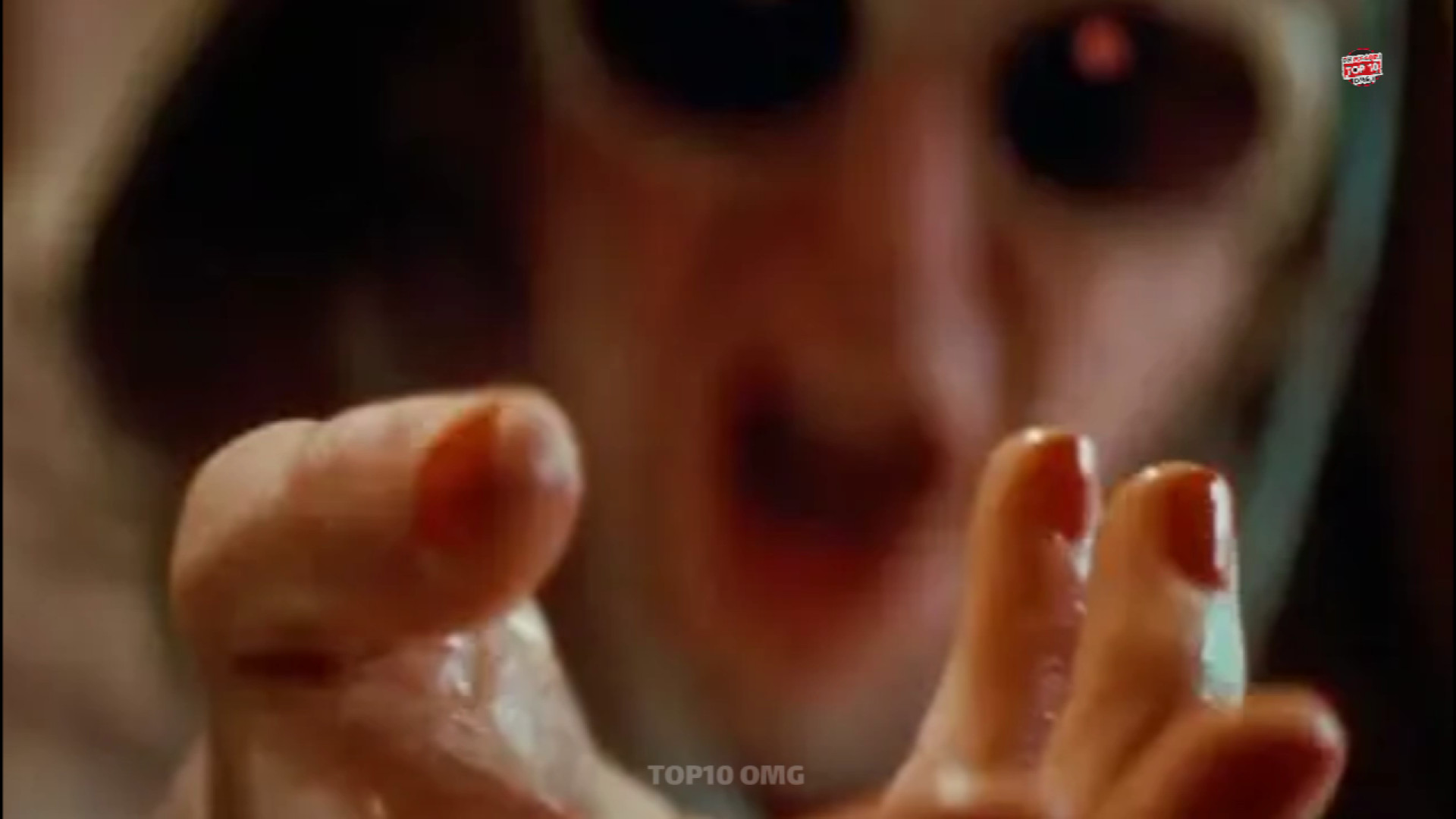 معرفی فیلم ترسناک و رازآلود فاخته | Cuckoo 2024 زمان85ثانیه