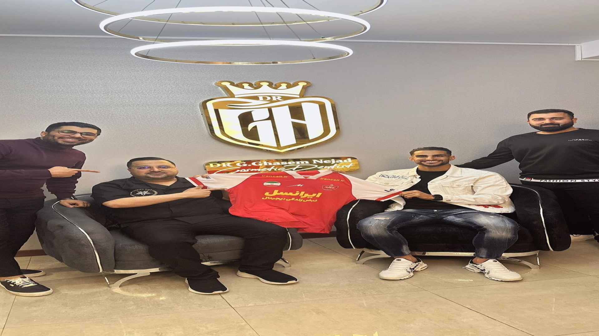 لمینت دندان شهاب زاهدی پرسپولیس دندانپزشکی زیبایی دکتر قاسم نژاد