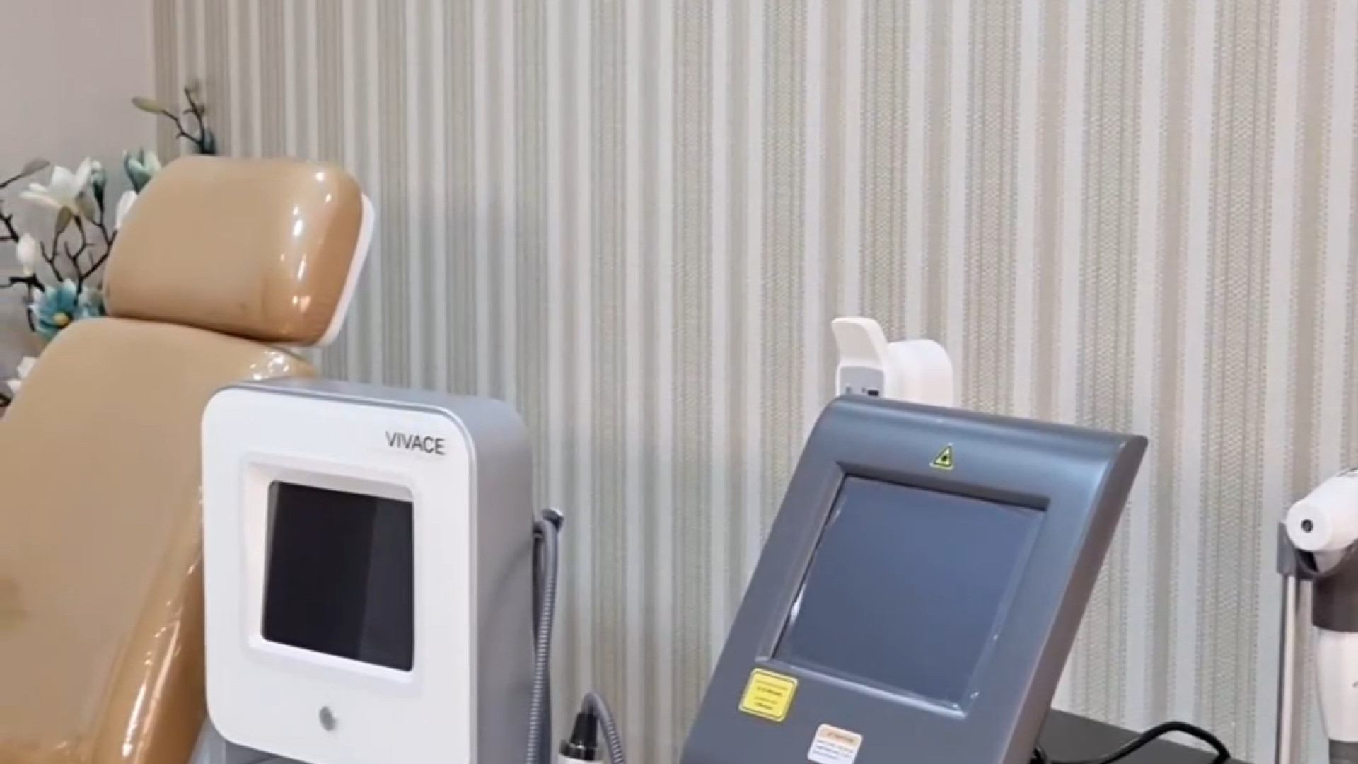 دستگاه لیزر در کلینیک های لیزر آزمایش ایمونوسورپشن