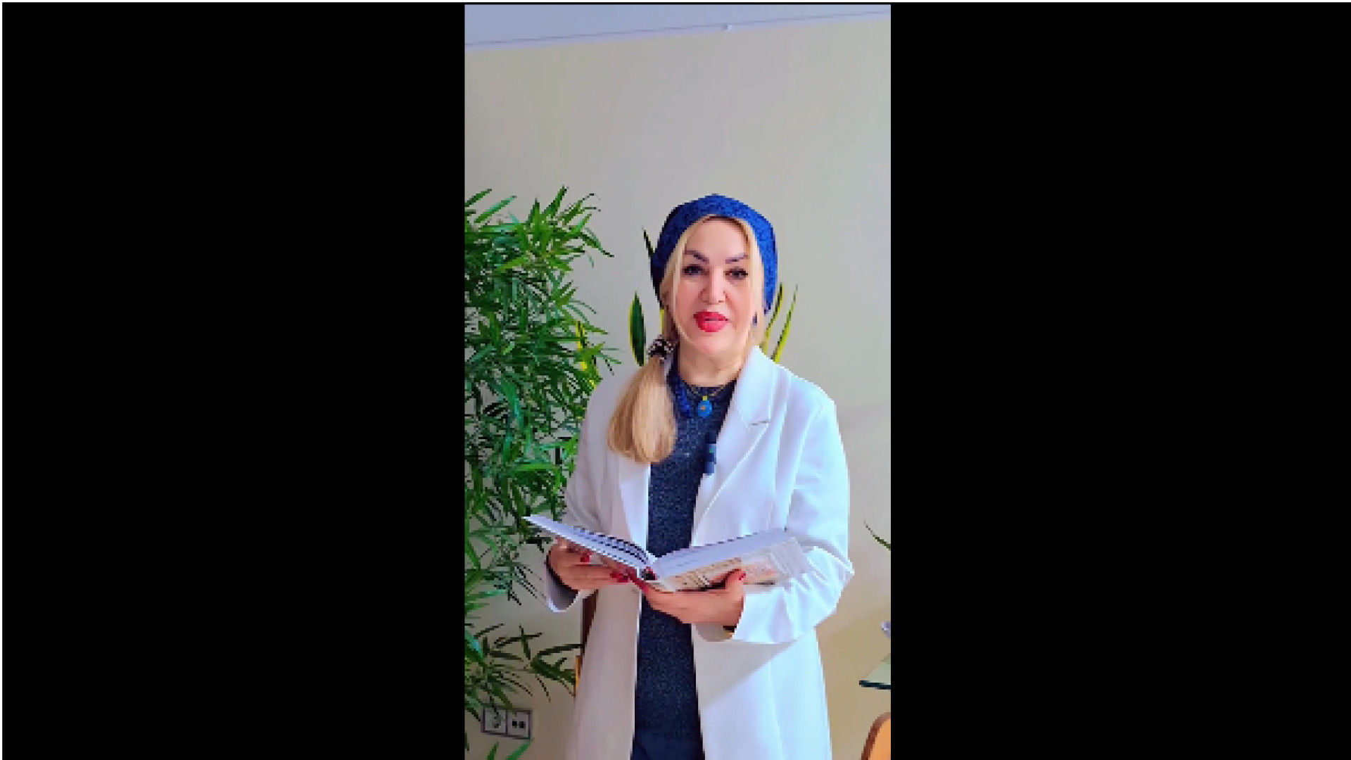 تبریک نوروز 1403 دکتر مژگان بیک زاده ( جراح و متخصص زنان و زایمان)