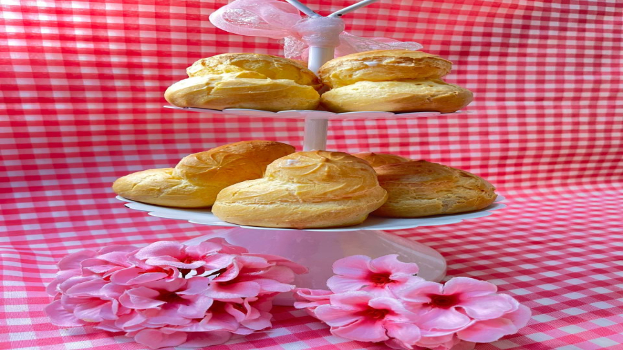 شیرینی نون خامه ای