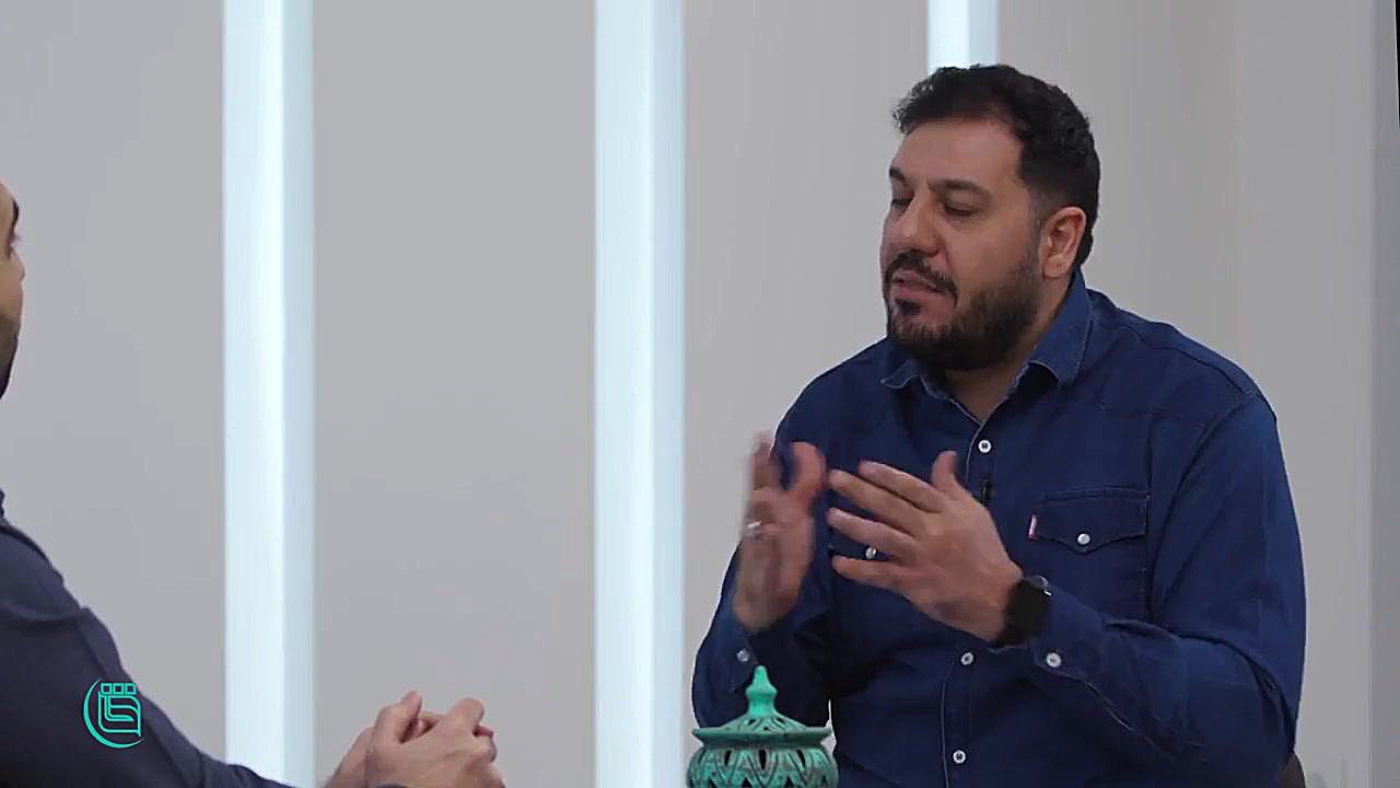 معرفی و نقد فیلم سینمایی پرویز خان زمان1104ثانیه