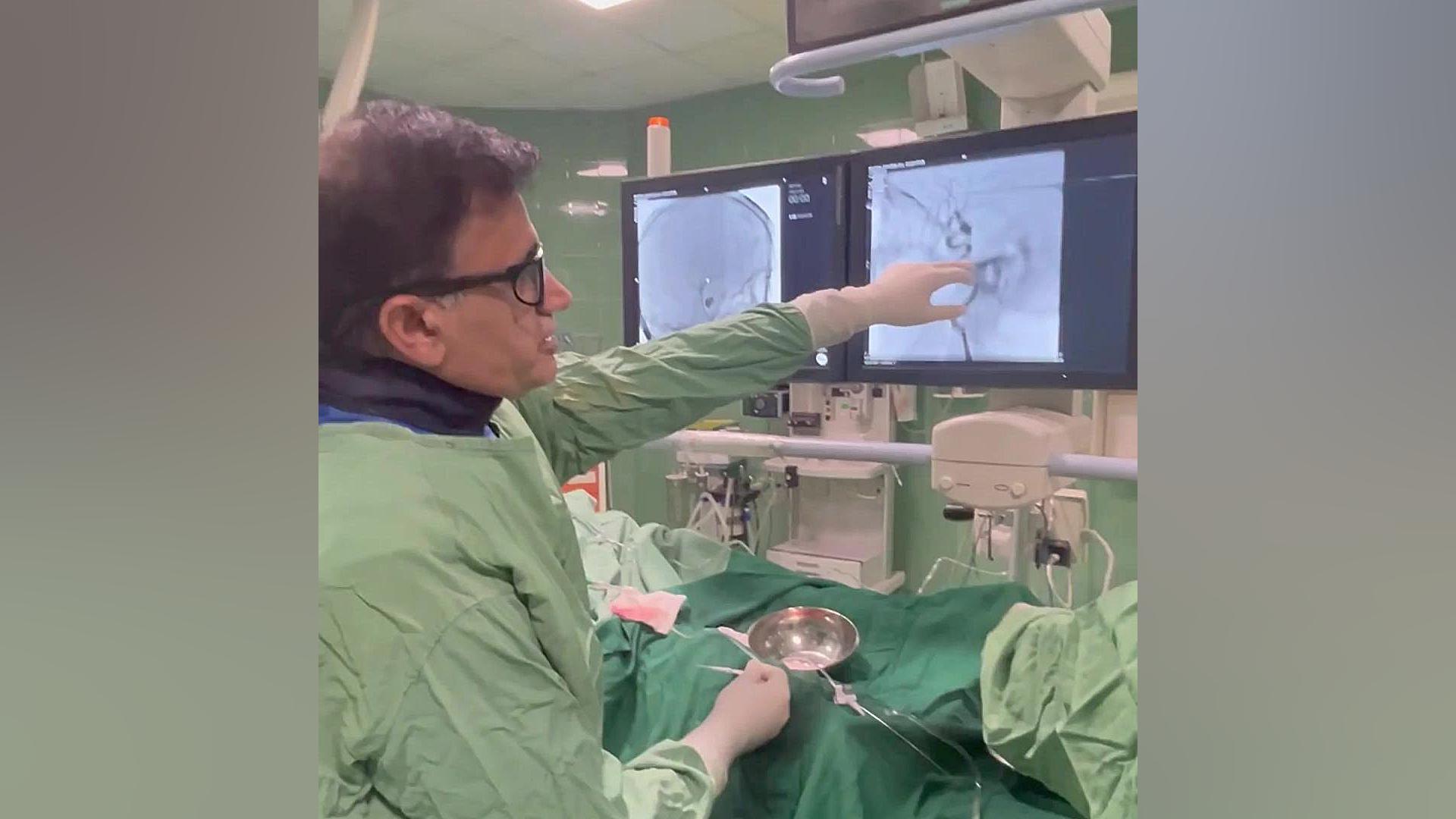 کویل انوریسم در فاز حاد aneurysms coiling ترمیم سوختگی