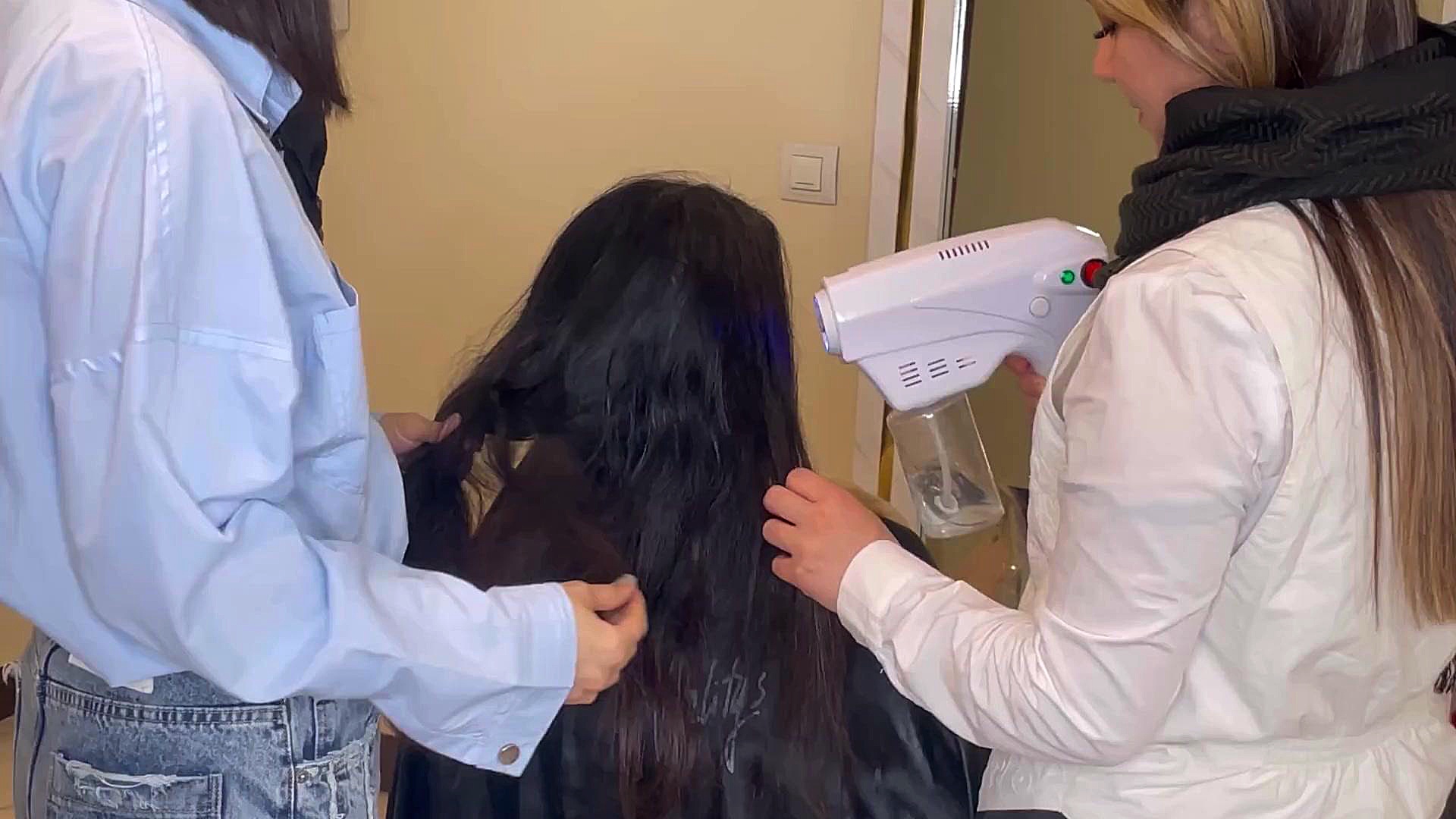 بهترین دوره vip آموزش احیا و کراتین مو از مبتدی تا تخصصی در تهران سالن مهري مرادي
