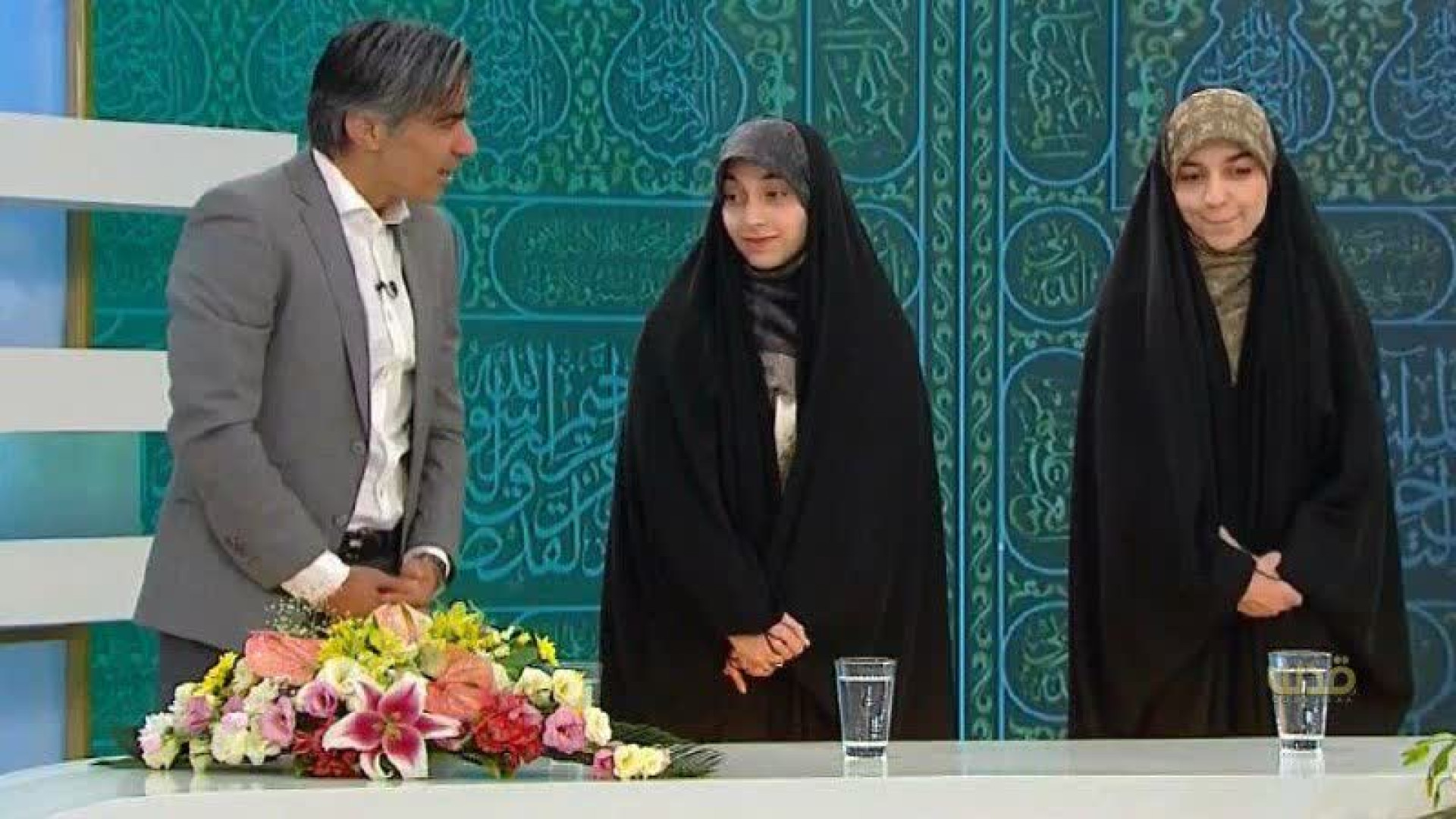 عکس وحید شمسایی و دخترانش