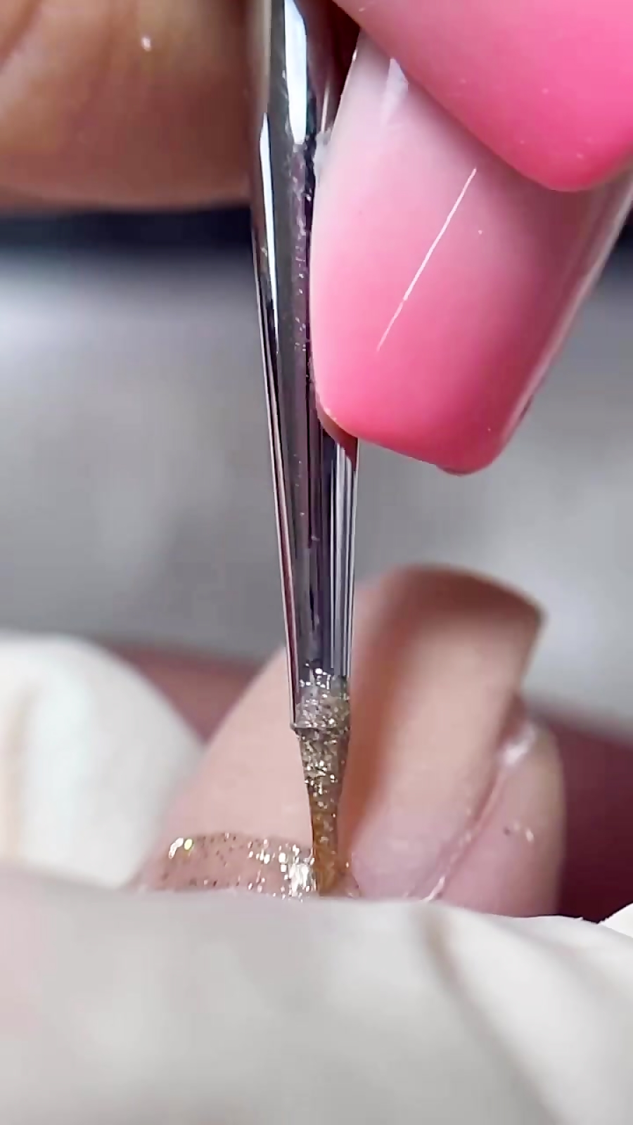 دوره آموزش طراحی ناخن:‌ آ‌موزش طراحی ناخن سیمای هانی